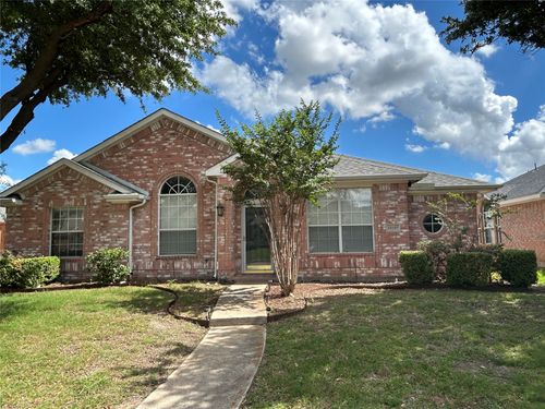 10105 Mallory Dr, Frisco, TX, 75035-5243 | Card Image
