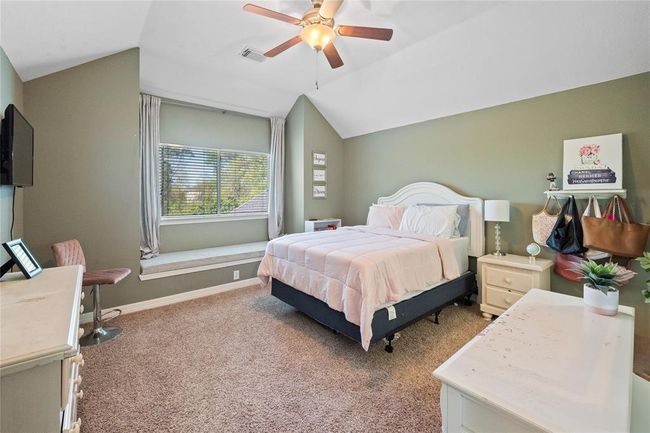 9519 Woodcliff Lake Dr, House other with 5 bedrooms, 5 bathrooms and 4 parking in Spring TX | Image 27