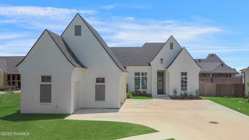 104 Silver Palm Dr, Youngsville, LA, 70592-5297 | Card Image