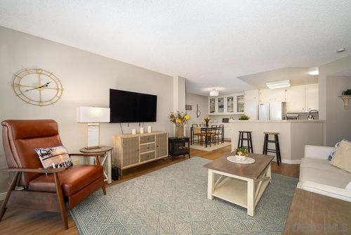 215-17617 Pomerado Rd, San Diego, CA, 92128 | Card Image