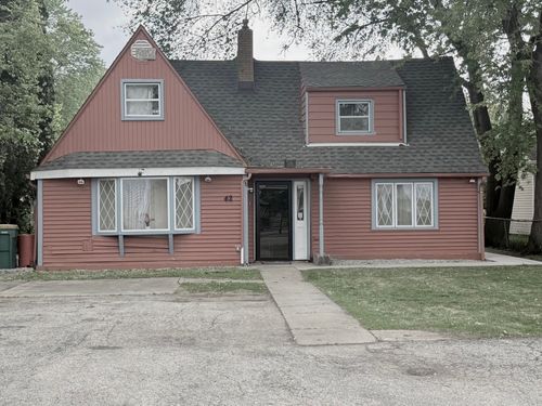 42 Rushmore Rd, Fox Lake, IL, 60020-1640 | Card Image