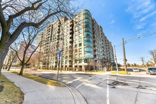 9-8 Pemberton Ave, North York, ON, M2M4K8 | Card Image