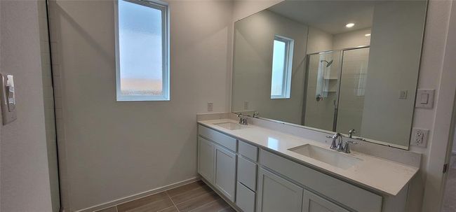 Pictures are representative of same floor plan - not the actual home | Image 4