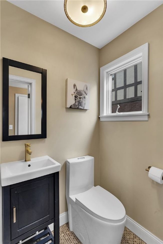 First floor powder room | Image 16