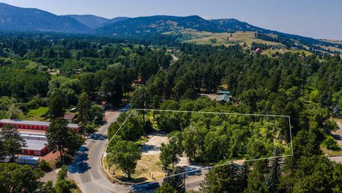 3 Fish Hatchery Rd, Banner, WY, 82832-9736 | Card Image