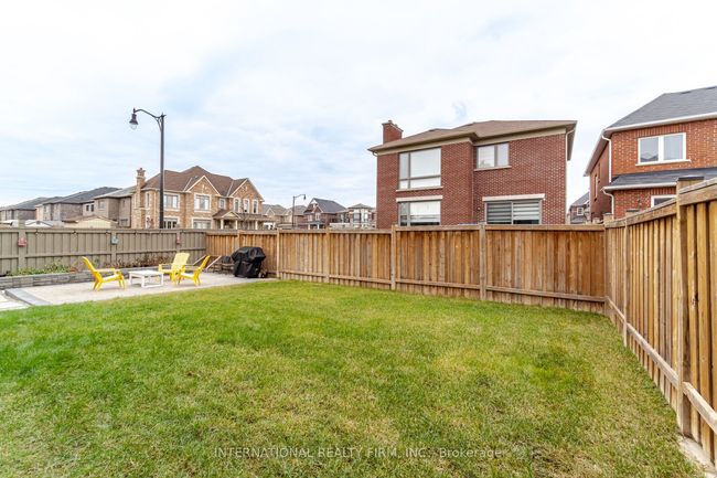 89 Parity Rd, House other with 6 bedrooms, 6 bathrooms and 4 parking in Brampton ON | Image 39