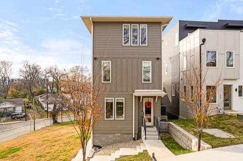 1267 John St, Nashville, TN, 37210-3425 | Card Image