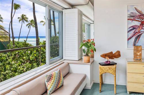 206-2895 Kalakaua Ave, Honolulu, HI, 96815-4004 | Card Image