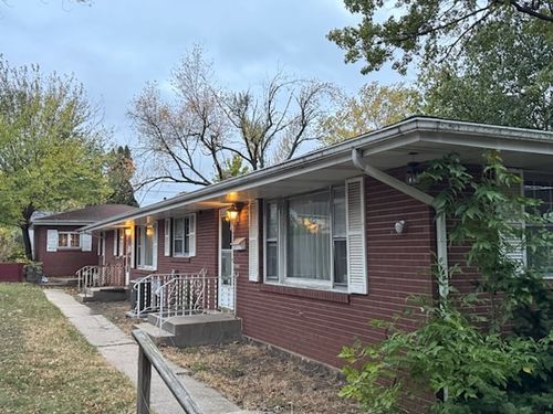 907 21st St, Rockford, IL, 61108-3525 | Card Image