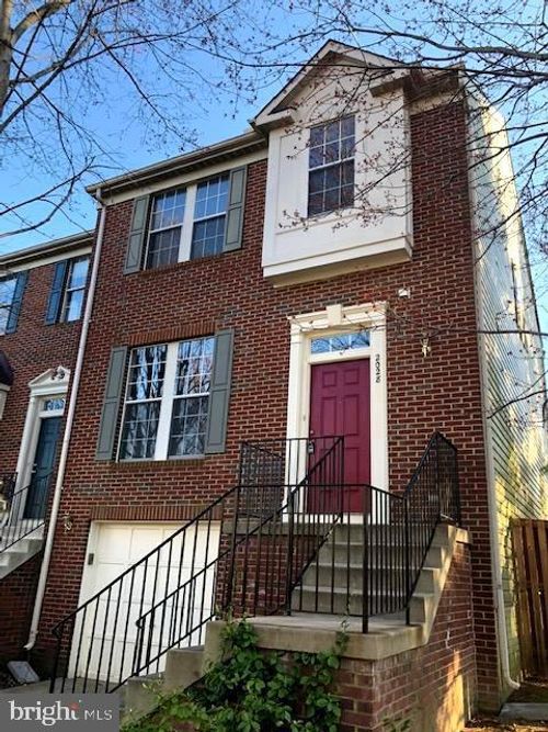 2028 Madrillon Springs Ct, VIENNA, VA, 22182-3763 | Card Image