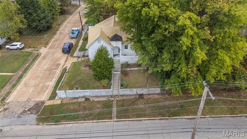 336 N 2nd St, Poplar Bluff, MO, 63901-5217 | Card Image