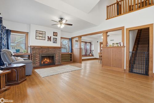 500 W Cherry St, Salem, IA, 52649-9718 | Card Image