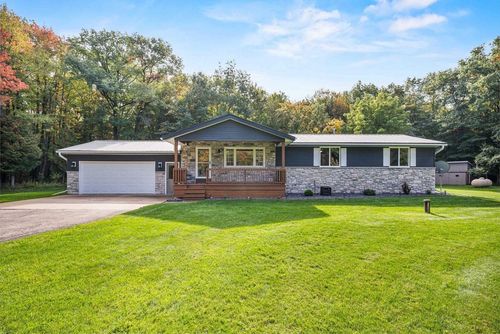 W1855 Krause Road, Peshtigo, WI, 54143 | Card Image