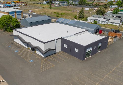 798 Nw 5th Street, Redmond, OR, 97756 | Card Image