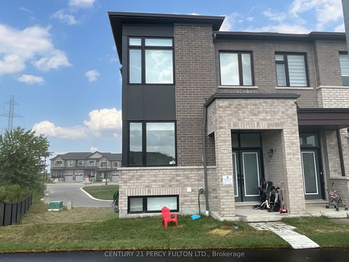 2775 Peter Matthews Dr, Pickering, ON, L1X0M3 | Card Image