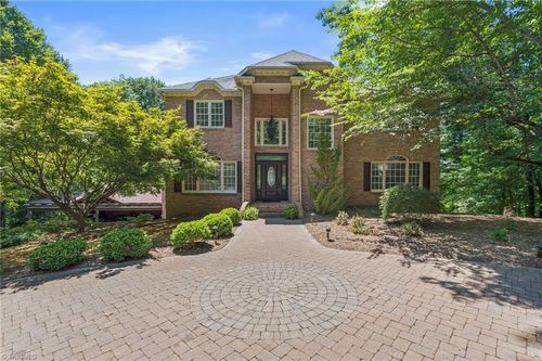 8040 Crosscreek Trl, Pfafftown, NC, 27040-9496 | Card Image