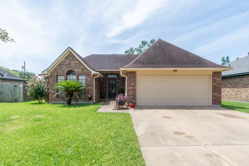 808 Manor Dr, Angleton, TX, 77515-3382 | Card Image
