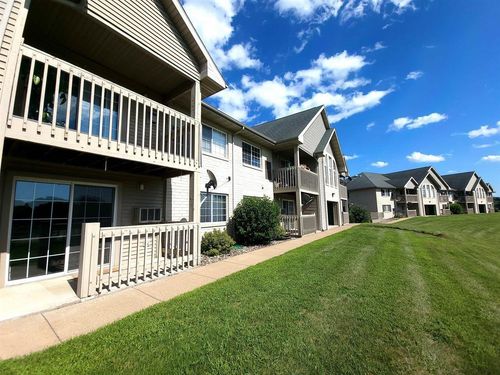 1727 S Wacouta Street, Prairie Du Chien, WI, 53821 | Card Image