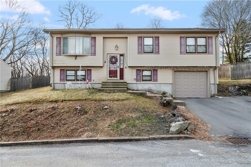 8 Gale Court, North Providence, RI, 02904 | Card Image