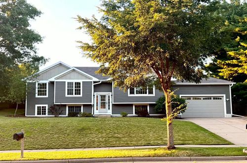 718 Farr Court, Eau Claire, WI, 54701 | Card Image