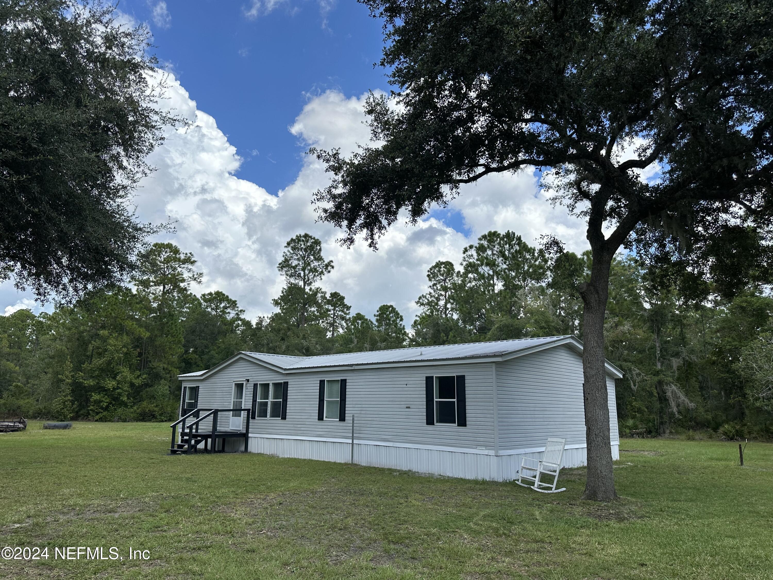 River Rd, Palatka, FL 32177