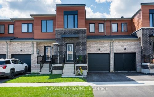 15 Haven Lane, Barrie, ON, L9J0M4 | Card Image