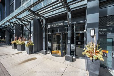 1404 - 38 The Esplanade, Condo with 1 bedrooms, 1 bathrooms and 1 parking in Toronto ON | Image 2