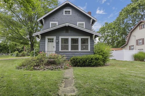 952 Emerson St, Newark, OH, 43055-6913 | Card Image