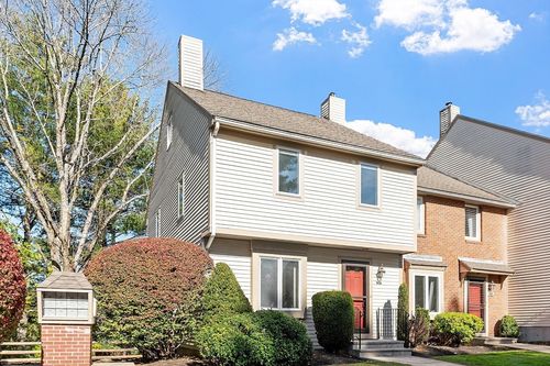 906-906 Lewis O Gray Dr, Saugus, MA, 01906-4406 | Card Image