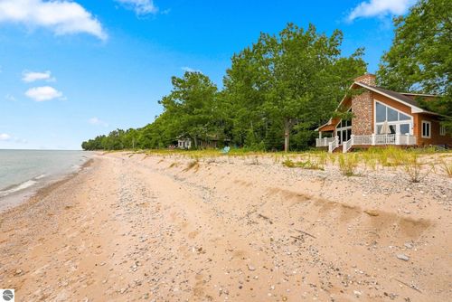 13700 N Forest Beach Shores, Northport, MI, 49654 | Card Image