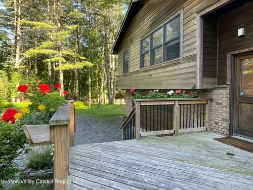 10 Purdy Hollow Rd, Woodstock, NY, 12498-2224 | Card Image