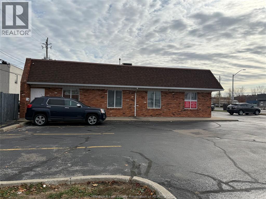 Commercial Lease in Windsor