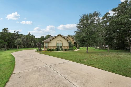 126 Spanish Trl, Bastrop, TX, 78602-3584 | Card Image