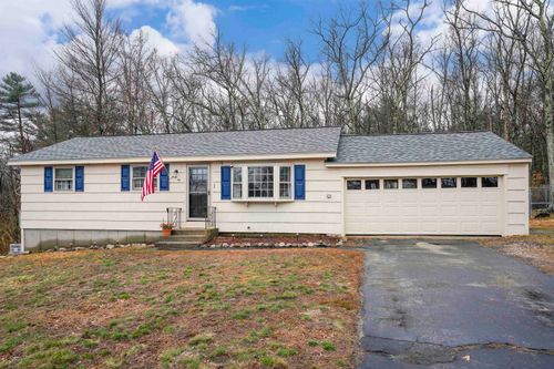 42 Belmont Dr, Merrimack, NH, 03054-2652 | Card Image