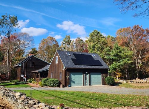 4994 Madison Ave, Trumbull, CT, 06611-1147 | Card Image