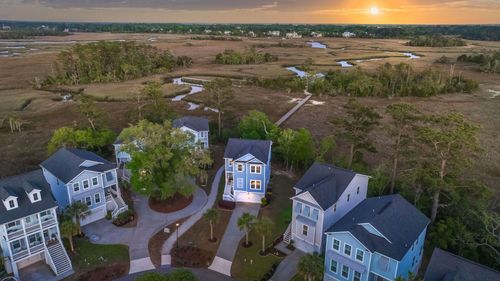 808 Forrest Dr, Daniel Island, SC, 29492-8667 | Card Image