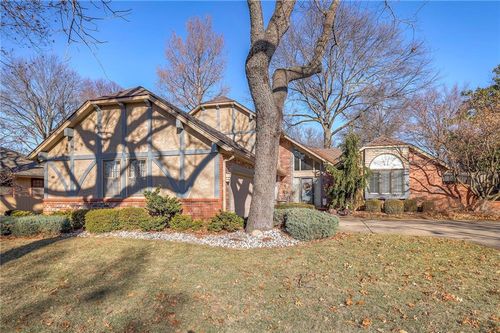 13014 E 57th Ter, Kansas City, MO, 64133-3619 | Card Image