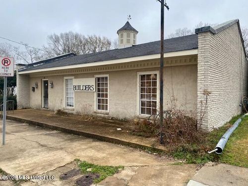 225 Canal St, McComb, MS, 39648-4146 | Card Image