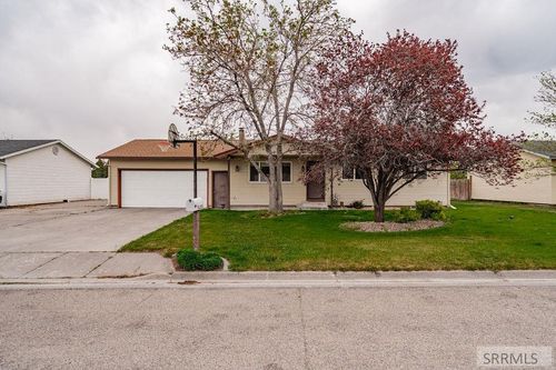 4355 Greenwillow Ln, Idaho Falls, ID, 83401-3722 | Card Image