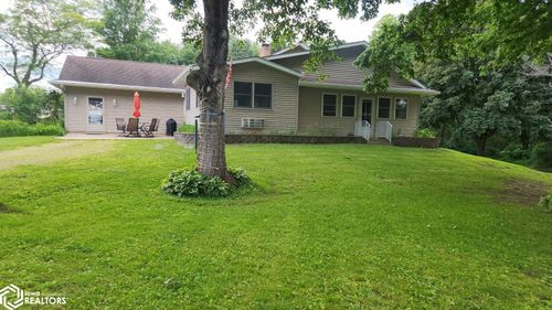 1787 Gilmore Ave, New Hampton, IA, 50659-9171 | Card Image