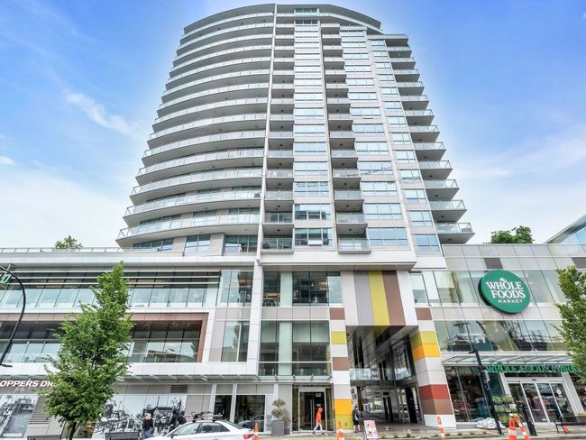 602 - 112 E 13th Street, Condo with 2 bedrooms, 2 bathrooms and 1 parking in North Vancouver BC | Image 1