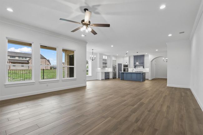 Family Room | Image 12