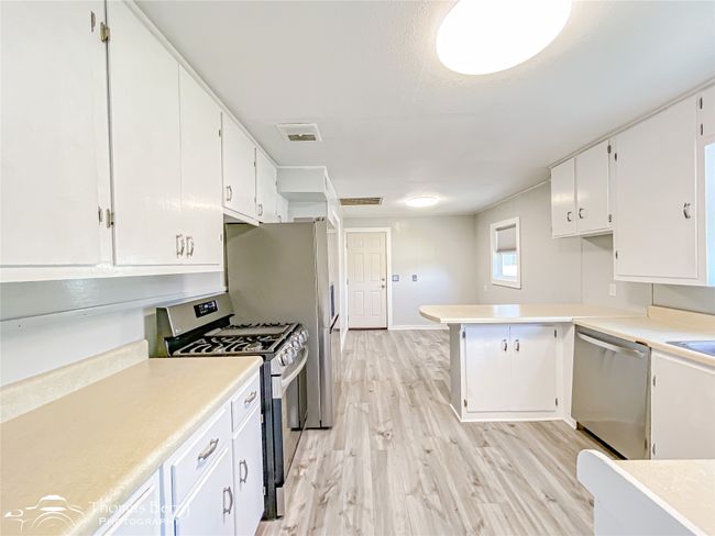608 E 8 Th St, House other with 3 bedrooms, 2 bathrooms and null parking in Coleman TX | Image 10