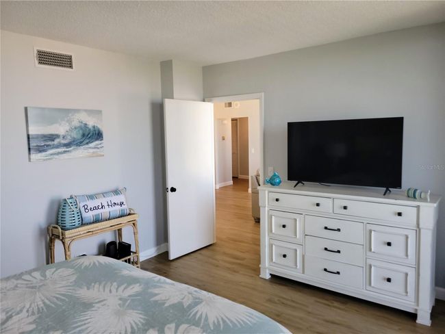 APT-807 - 3820 Gulf Blvd, Condo with 2 bedrooms, 2 bathrooms and null parking in ST PETE BEACH FL | Image 25