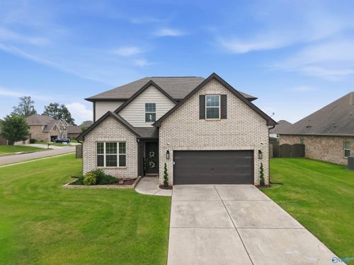 121 Colony Cove Dr, Meridianville, AL, 35759-1728 | Card Image