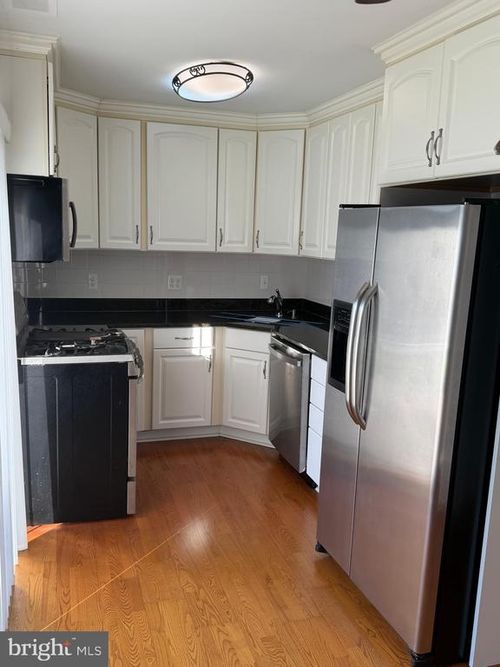 2214 Jensen Pl, HERNDON, VA, 20170-4324 | Card Image