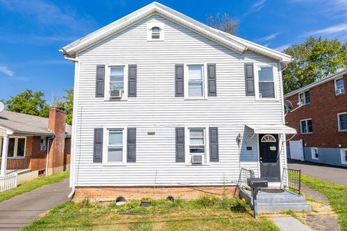 223 Lawlor St, New Britain, CT, 06051-1123 | Card Image
