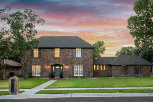 2901 Warren Cir, Irving, TX, 75062-4565 | Card Image