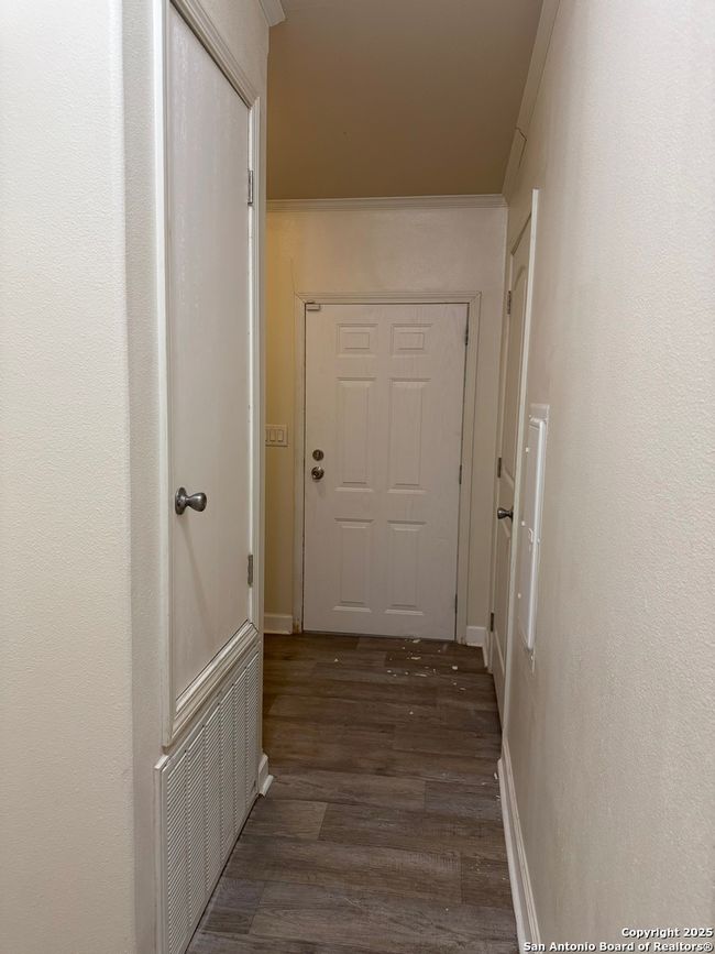 8600 S Loop 1604 E, House other with 4 bedrooms, 3 bathrooms and null parking in Elmendorf TX | Image 16