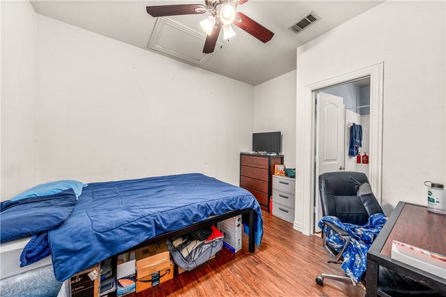 2410 S 2 Nd St, Condo with 3 bedrooms, 3 bathrooms and null parking in Waco TX | Image 27